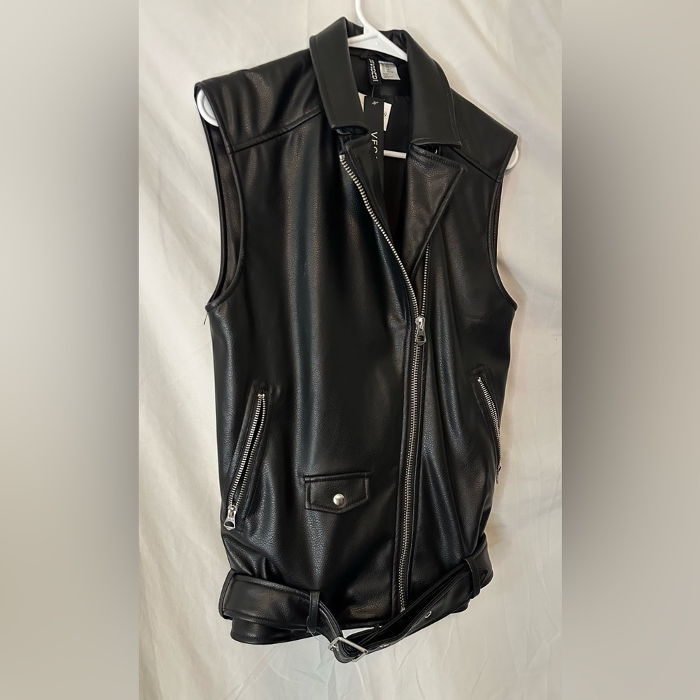 MOTO VEST - Picture 5 of 14